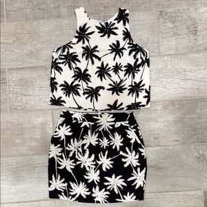 Gianni Bini Black and White Palm Print Skirt